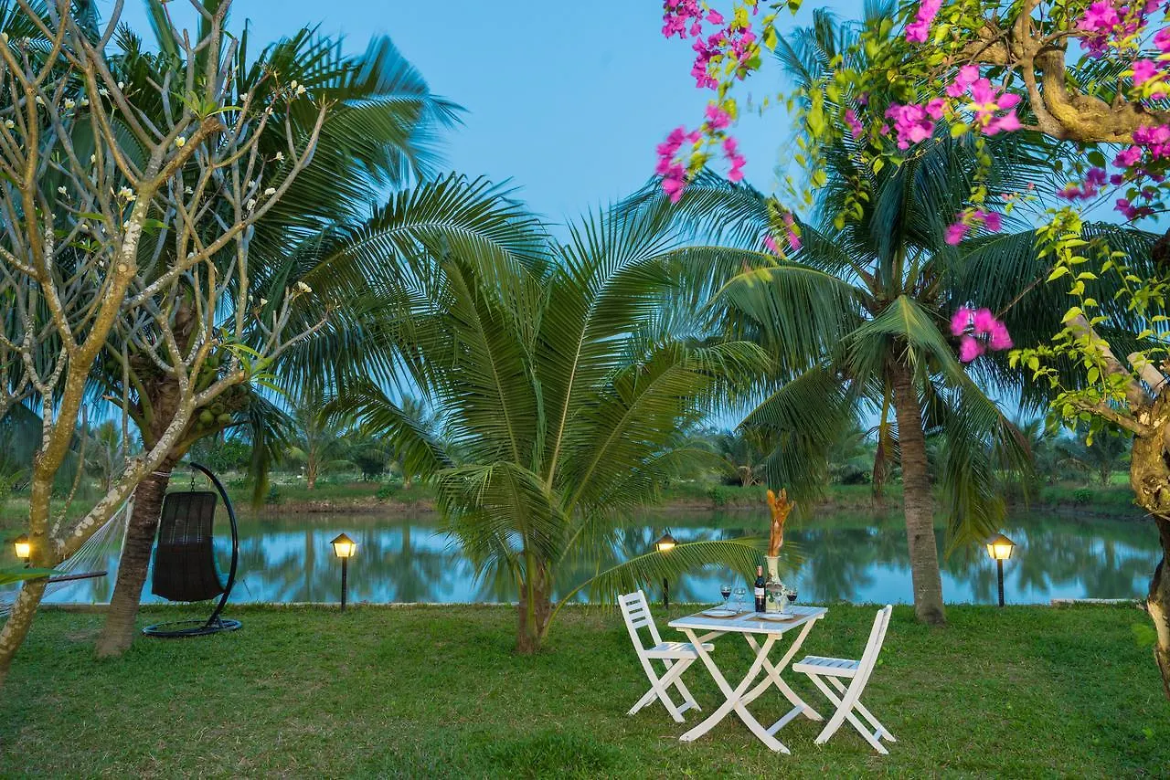 Water Coconut Boutique Villas Hoi An