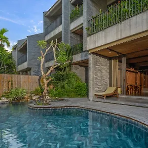 Villa Casamia Pool - Near Old Town & An Bang Beach, Hoi An